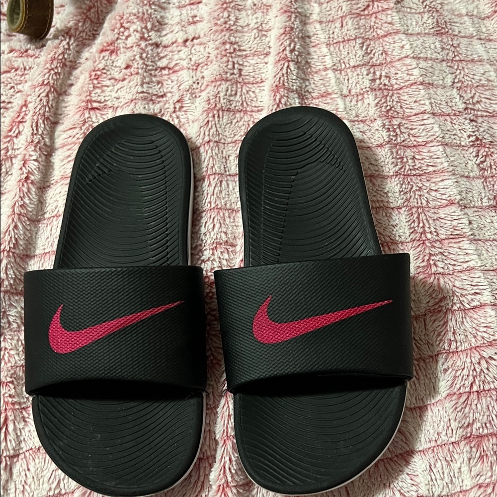 Nike Black Slides with Vibrant Pink Swoosh